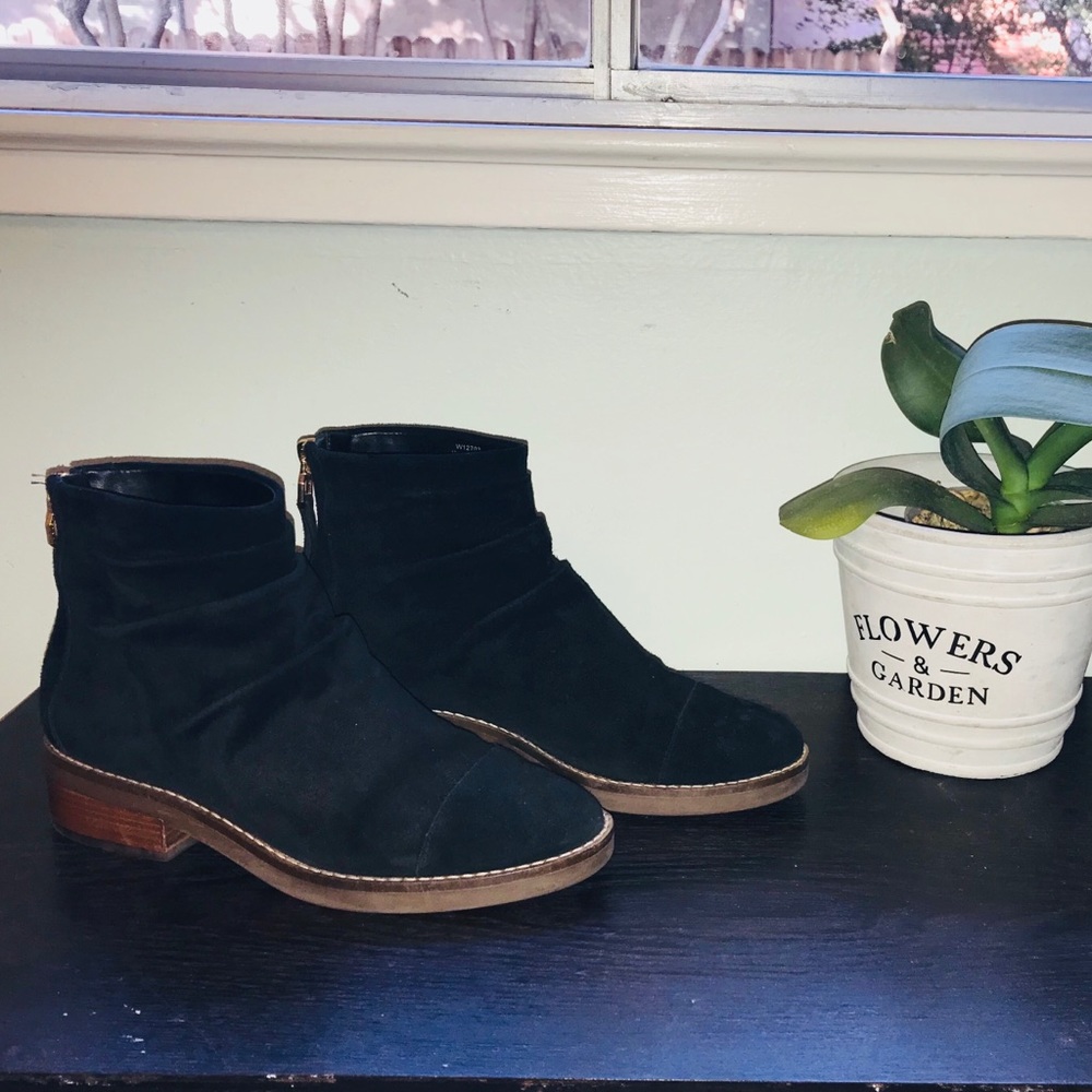 Cole Haan booties ❤️
